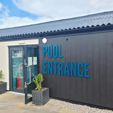 Highway Hotel Lossiemouth Kültér fotó