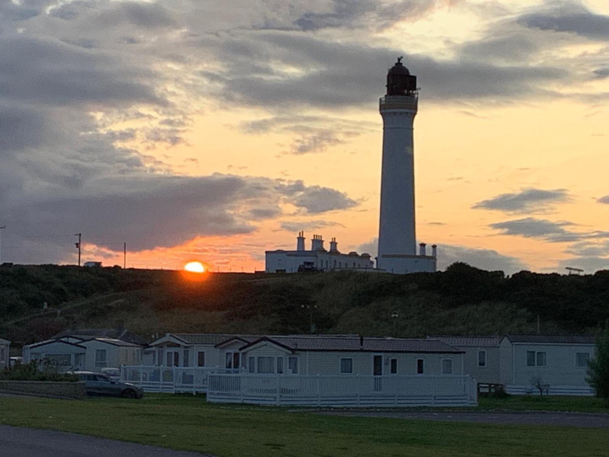 Highway Hotel Lossiemouth Kültér fotó